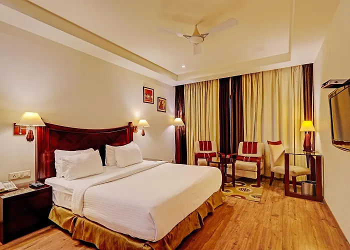 Hotel Green Tark Near Delhi Airport